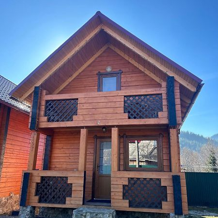 Appartamento Орхідея Luxe 1 Synevyrsʼka Polyana Esterno foto